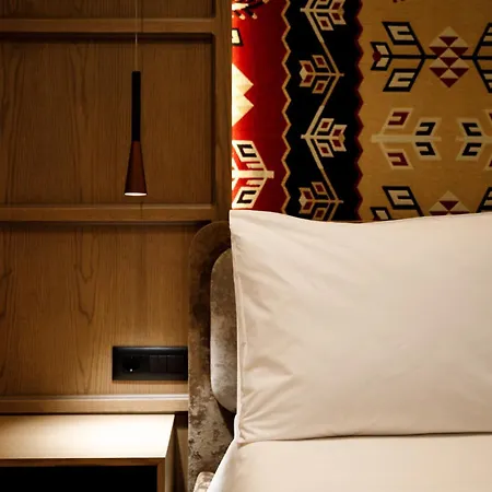 Sunny Hill Boutique 3*