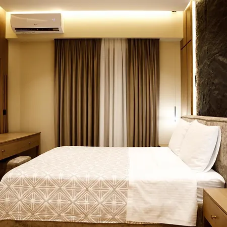 Sunny Hill Boutique Hotel