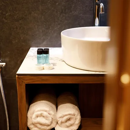 Sunny Hill Boutique Hotel Gjirokastër