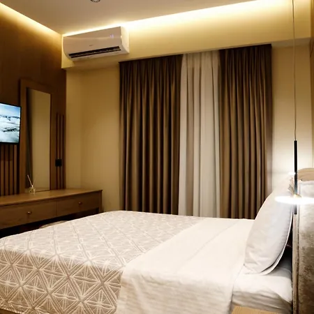 Sunny Hill Boutique 3*