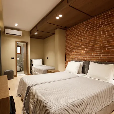 Sunny Hill Boutique Hotel 3*