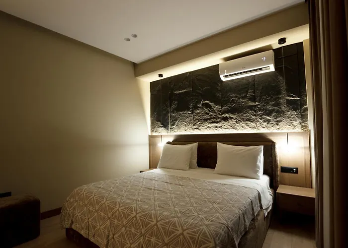 Sunny Hill Boutique Gjirokastër