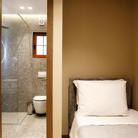 Sunny Hill Boutique 3* Gjirokaster