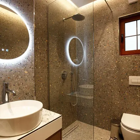 Sunny Hill Boutique 3* Gjirokaster