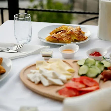 Sunny Hill Boutique 3* Gjirokaster