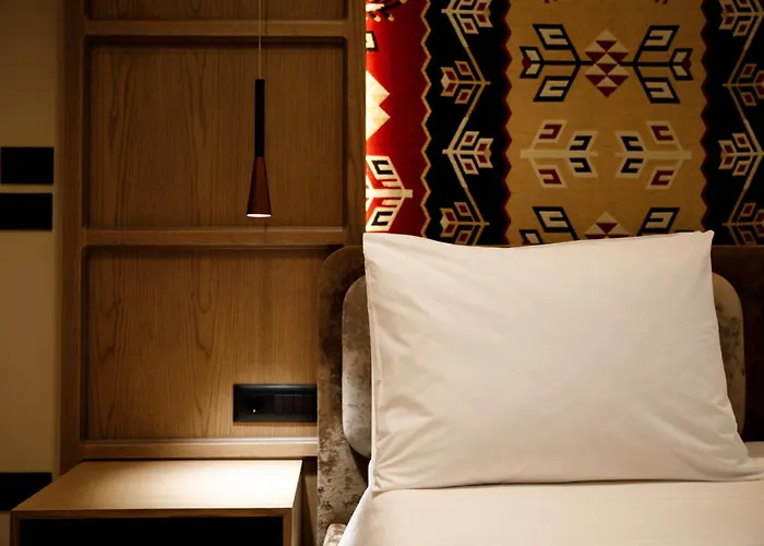 Sunny Hill Boutique 3*