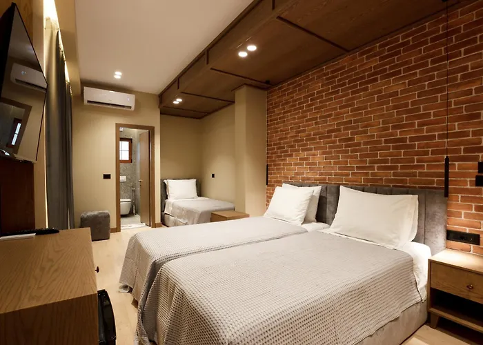 Sunny Hill Boutique Hotel 3*