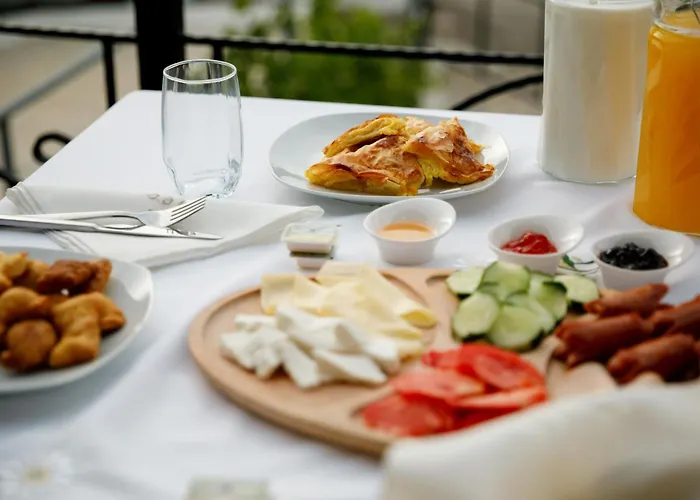 Sunny Hill Boutique 3* Gjirokastër